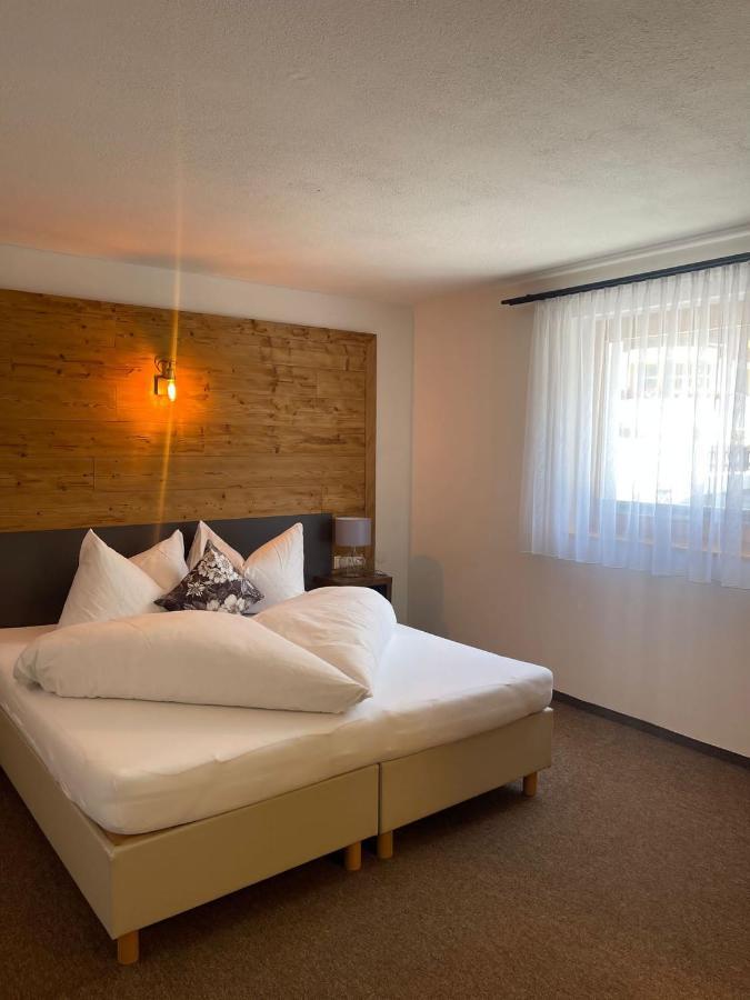 Henry'S Apartment ซังคท์อันทอนอัมอาร์ลแบร์ก ภายนอก รูปภาพ