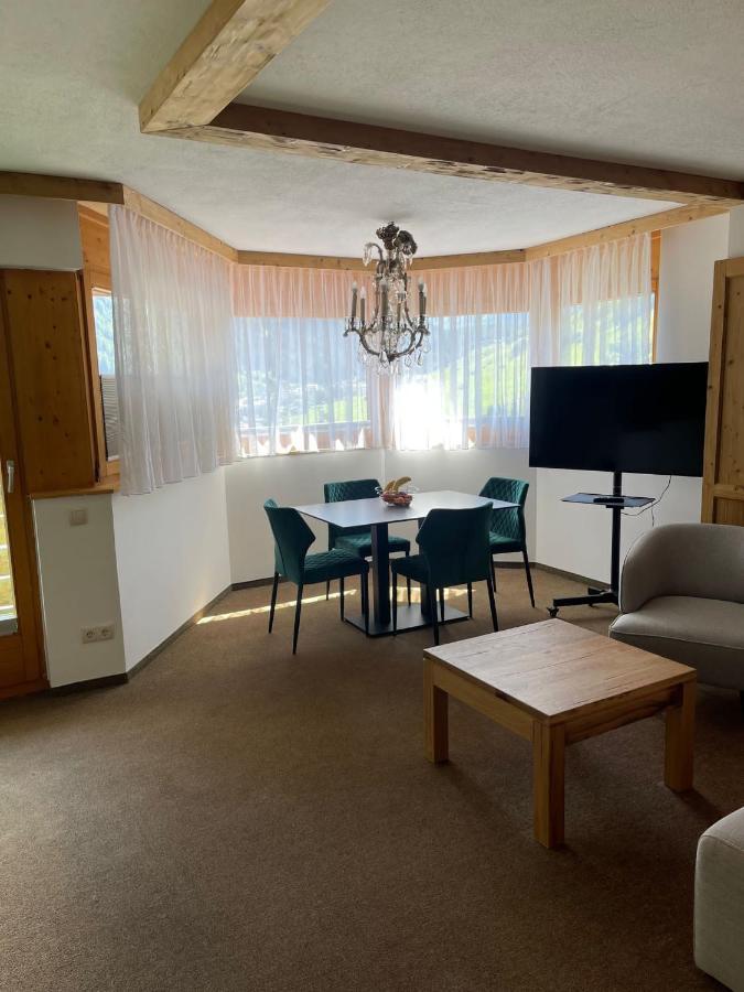 Henry'S Apartment ซังคท์อันทอนอัมอาร์ลแบร์ก ภายนอก รูปภาพ
